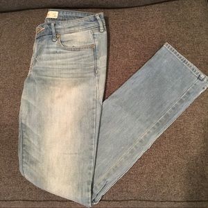 Light Wash Jeans